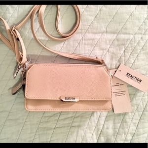 KENNETH COLE REACTION GIGI WALLET ORGANIZER